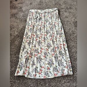 Floral Pleated Maxi Skirt